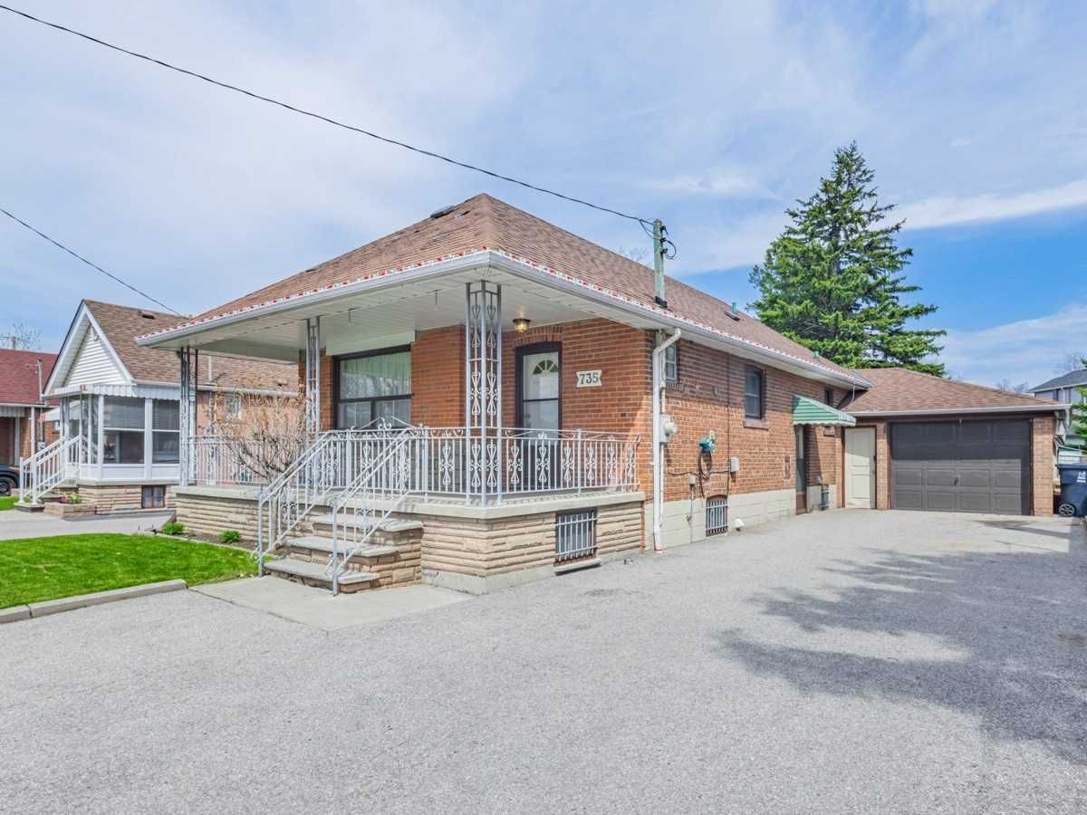 I have sold a property at 735 Pharmacy AVE in Toronto
